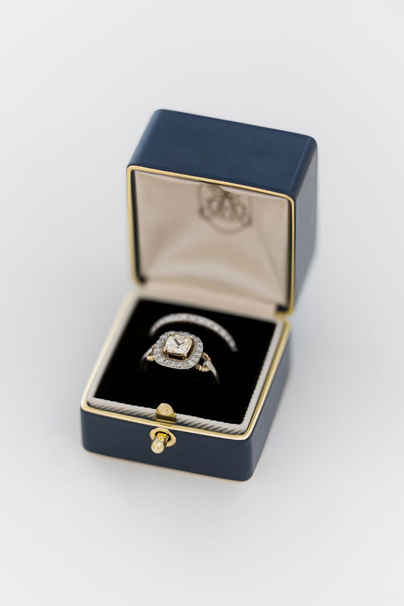 коробочка для кольца и ювелирных украшений в подарок на свадьбу для невесты или помолвки уникальная премиум